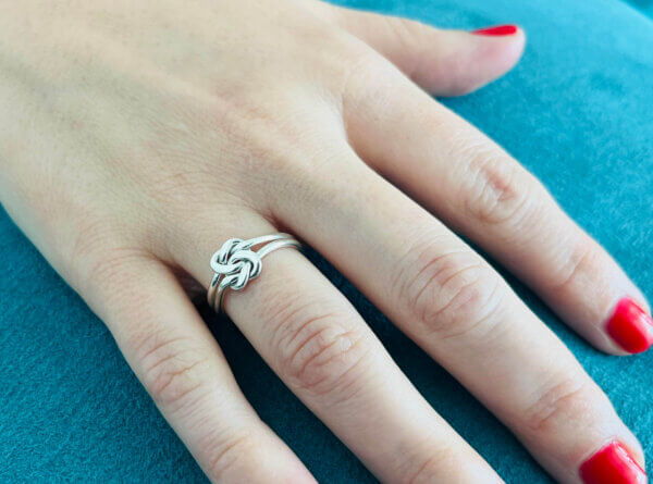 Anillo Nudo Liso Doble - Imagen 3