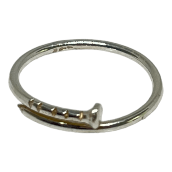 Anillo Medio Dedo Clavo